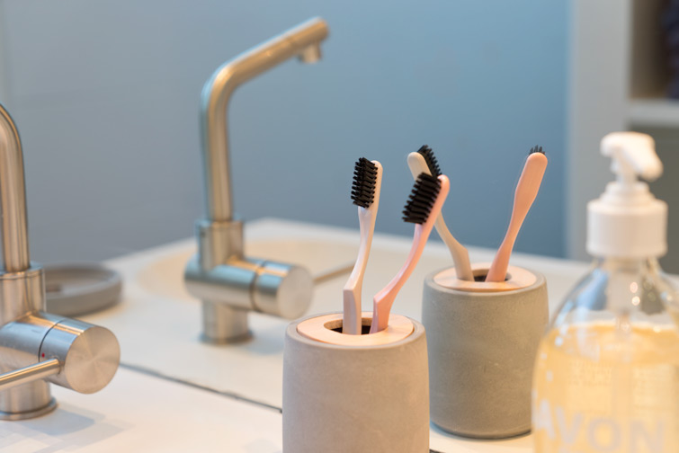 JOELIX.com | Our new bathroom Bioseptyl toothbrushes