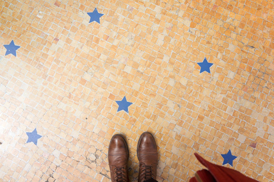 JOELIX.com | Star tiles at the Galleria Vittorio Emanuele II in Milan, Italy