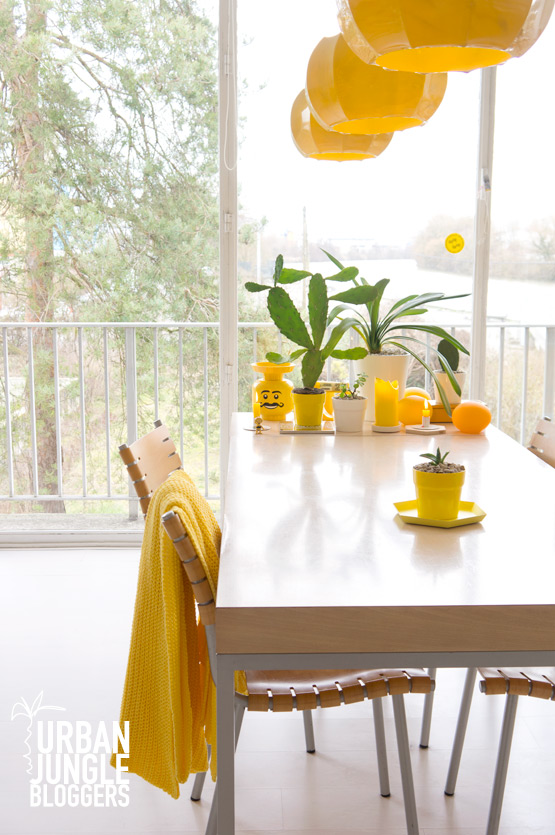 JOELIX.com | Urban Junge Bloggers 1 plant / 3 stylings #urbanjunglebloggers #urbanjungle #yellow livingroom