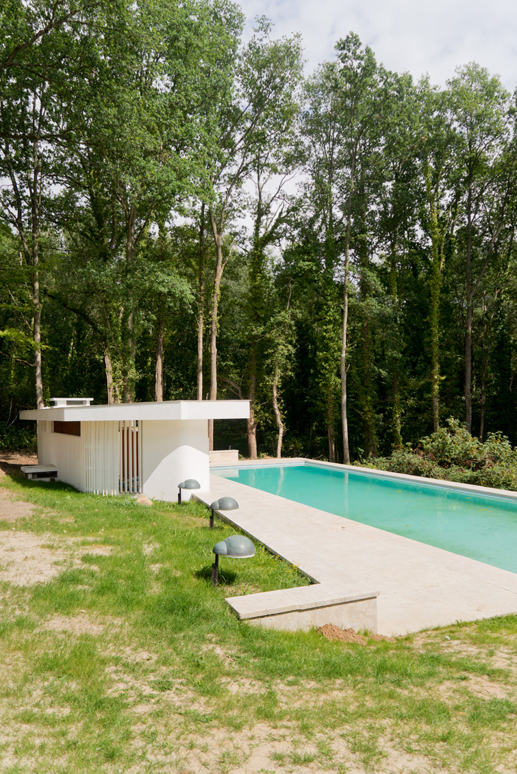 JOELIX.com | Maison Louis Carré by Alvar Aalto near Paris