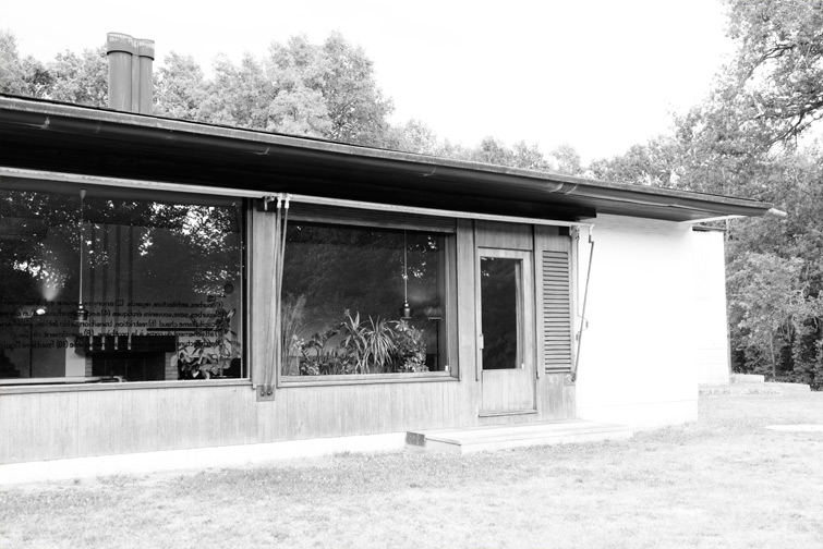 JOELIX.com | Maison Louis Carré by Alvar Aalto near Paris