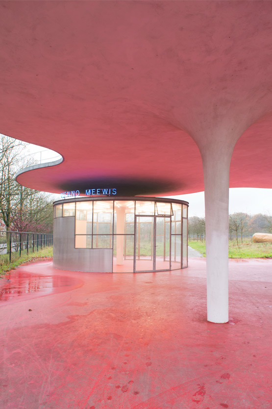 JOELIX.com | Artist's Entrance Middelheim Museum in Antwerp