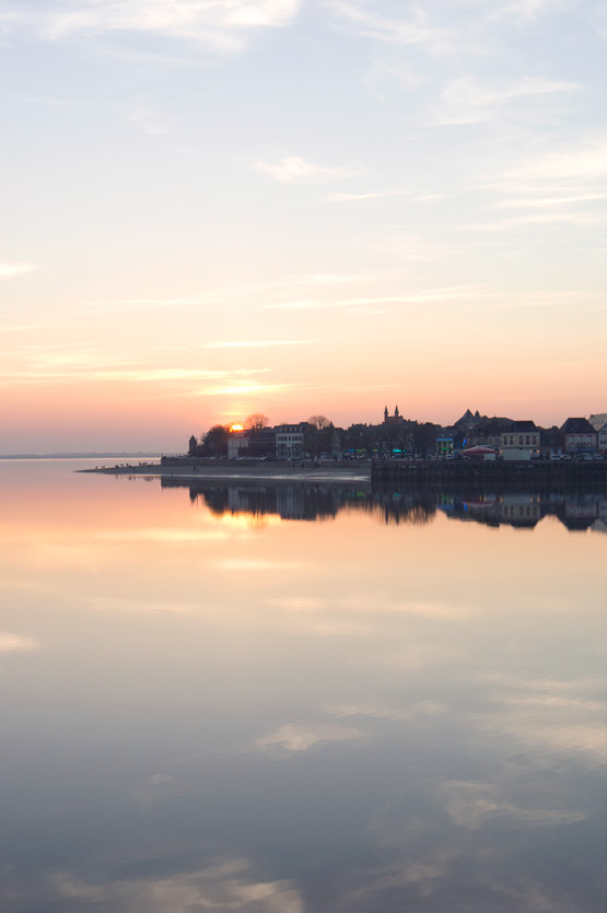 JOELIX.com | la Baie de Somme sunset over Le Crotoy