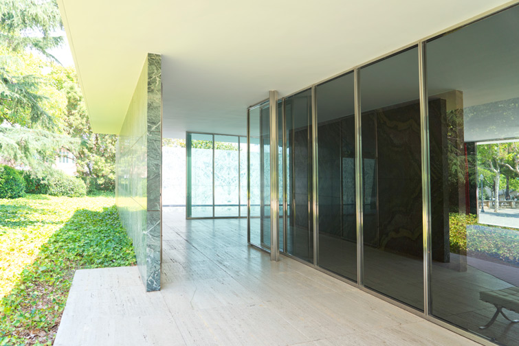JOELIX.com | Mies van der Rohe pavilion Barcelona