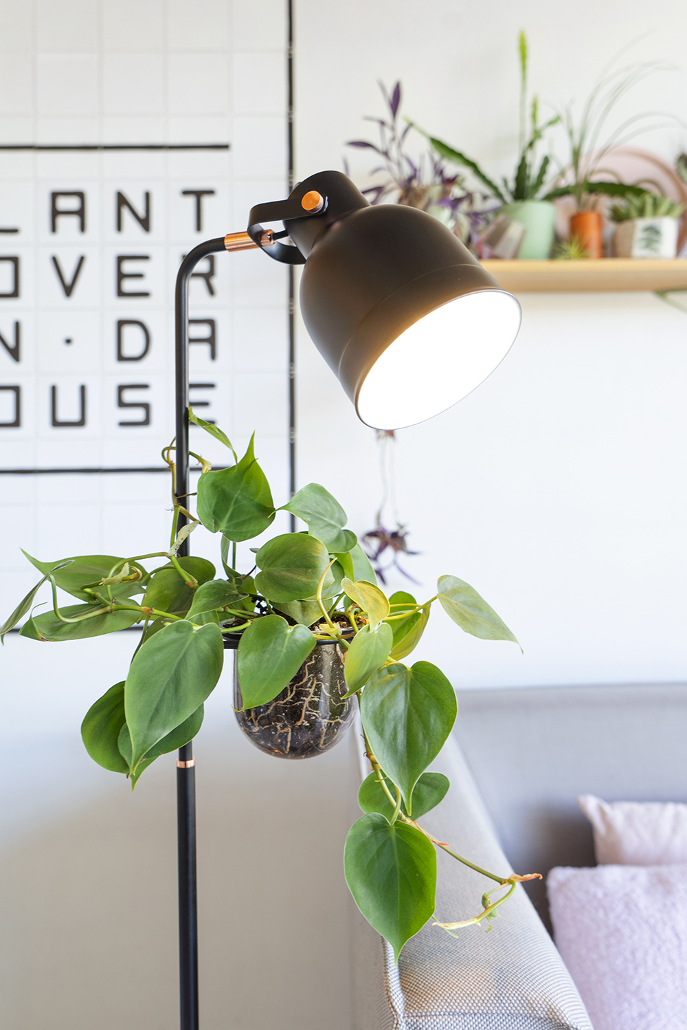 JOELIX.com | Paulmann plant lamps #urbanjunglebloggers #paulmann #planthanger #lamp #lighting