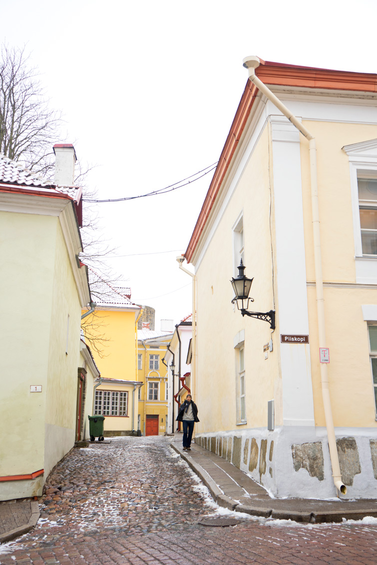 JOELIX.com | Pastel Paradise Tallin in Estonia