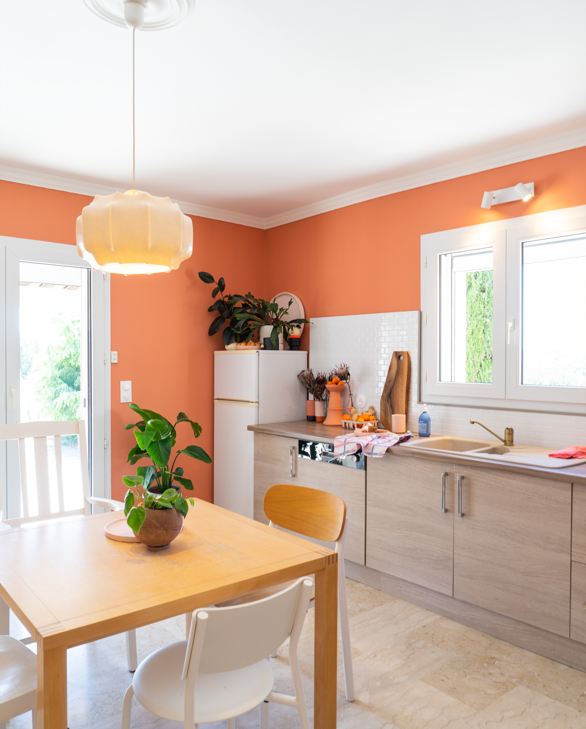 JOELIX.com | painting the kitchen with Blime Coral Brick