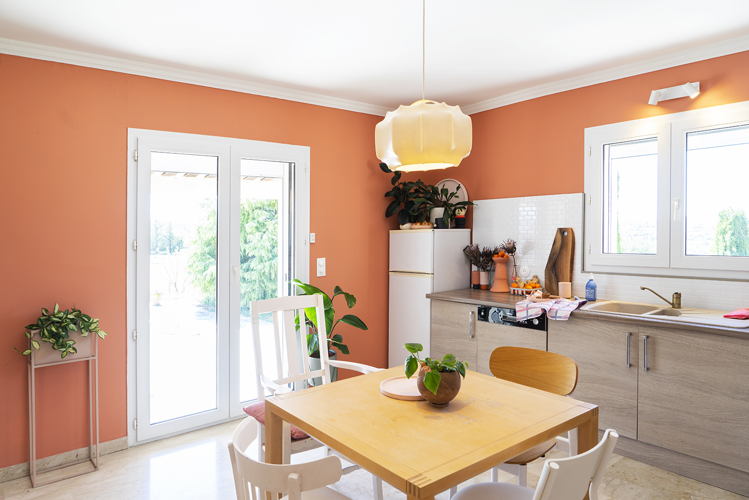 JOELIX.com | painting the kitchen with Blime Coral Brick