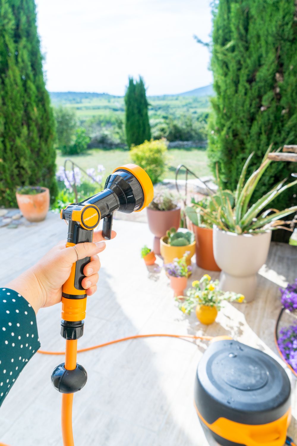 JOELIX.com | Fiskars Happy Bees gardening tools waterwheels