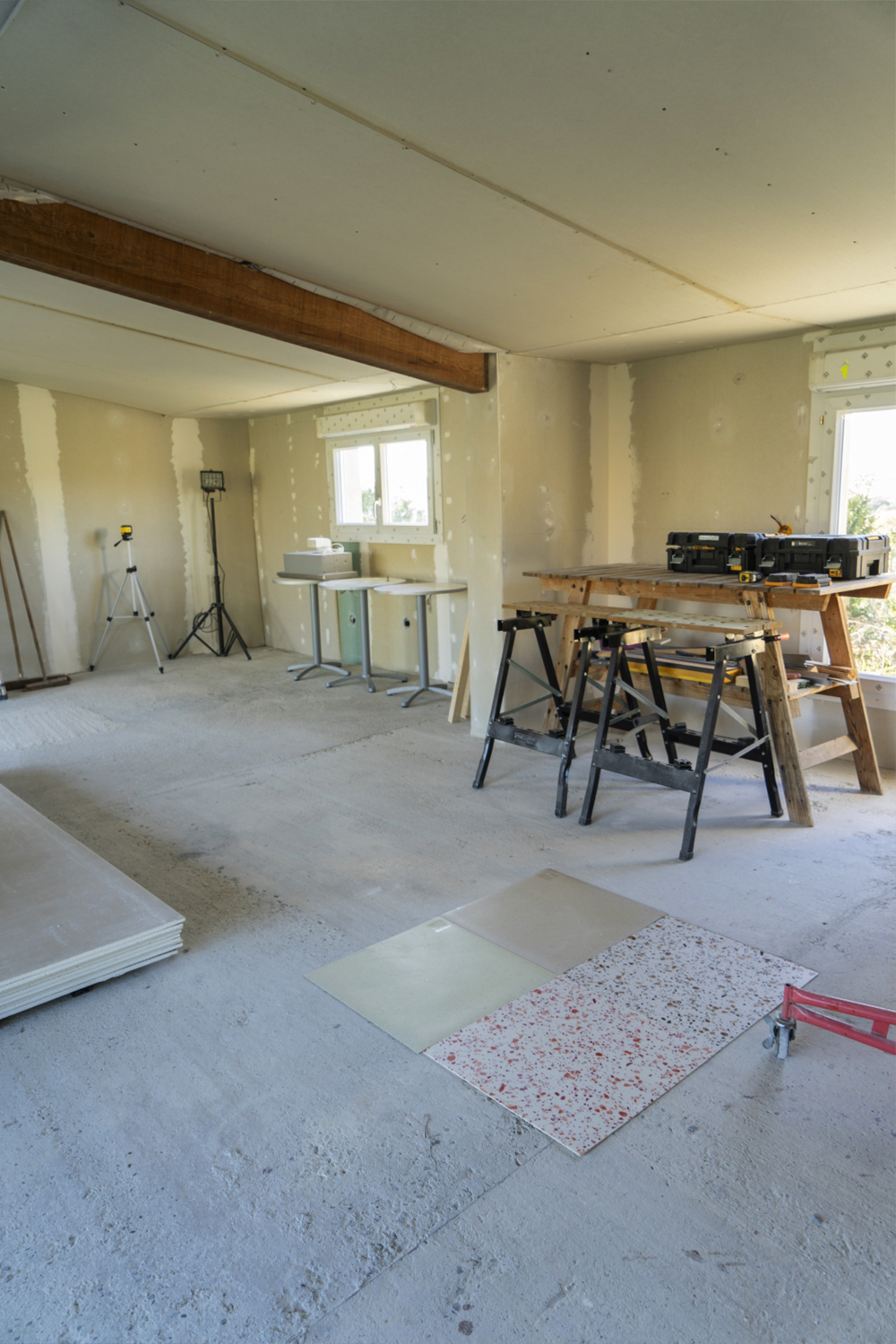 JOELIX.com | Petite Maison Triangles - renovation in Ardeche France - Forbo Floorings