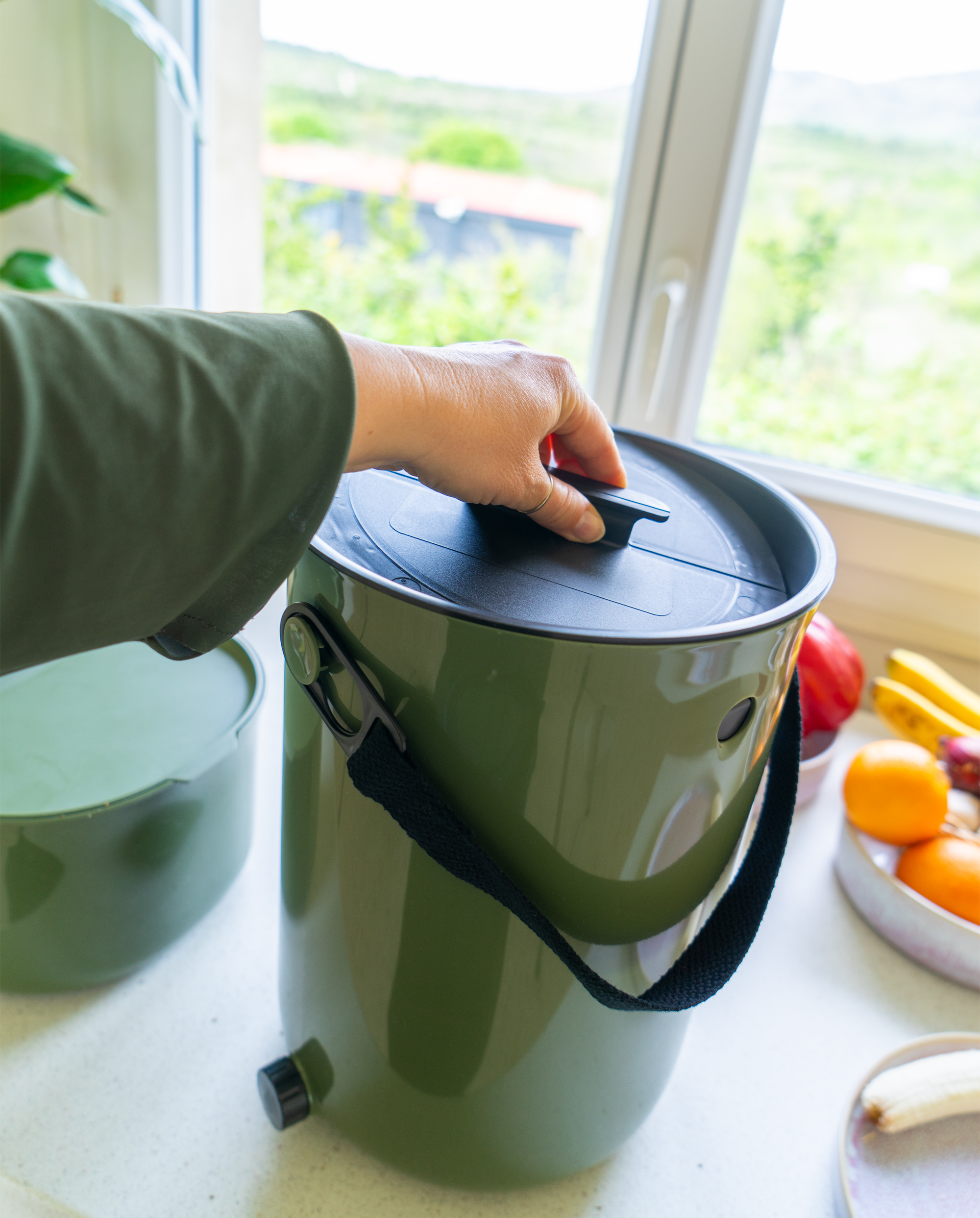 JOELIX.com | Bokashi compost with Skaza